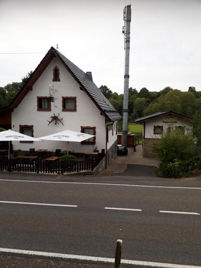 Weisseshaus 1 Hotel Бланкенхайм Екстериор снимка